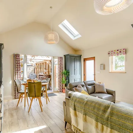 2 Bed In 81551 Welburn