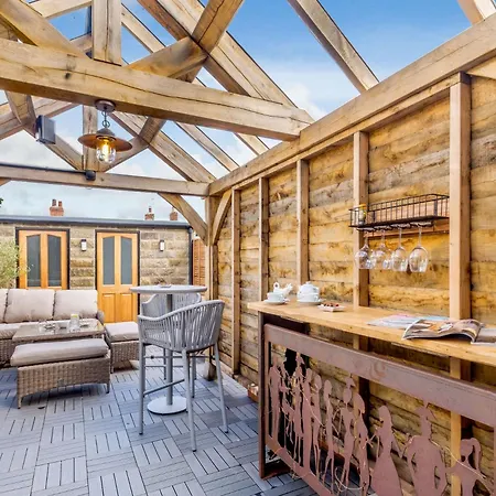 2 Bed In 81551 Holiday home Welburn